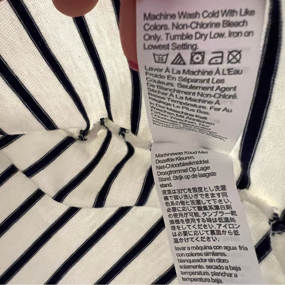 J Crew cropped navy striped blouse with eyelet ruffle trim on‎ sleeve XS - Picture 6 of 7